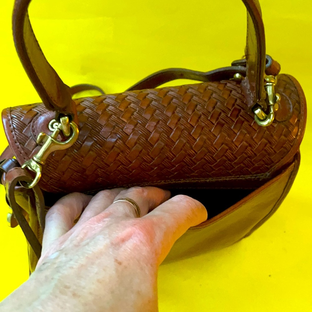 Vintage 80’s reddish brown Brahmin all leather crossbody bag - Picture 12 of 16